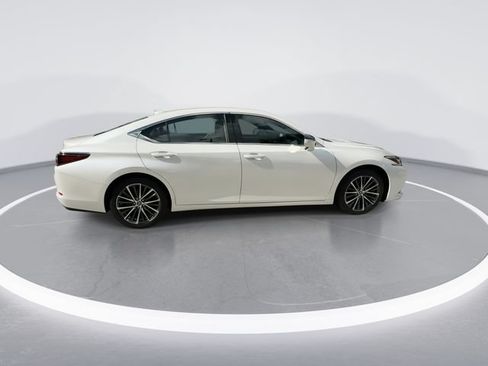 Certified 2024 Lexus ES 350 w/ Premium Package FWD image 9