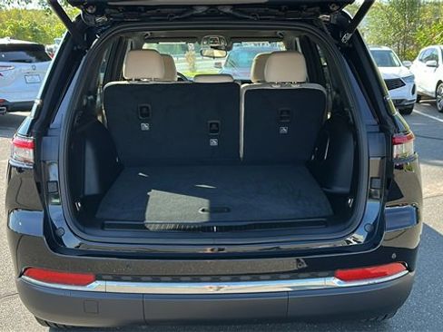 Used 2023 Jeep Grand Cherokee 4WD 4xe image 29