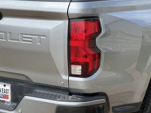 Used 2023 Chevrolet Colorado LT w/ LT Convenience Package RWD image 7