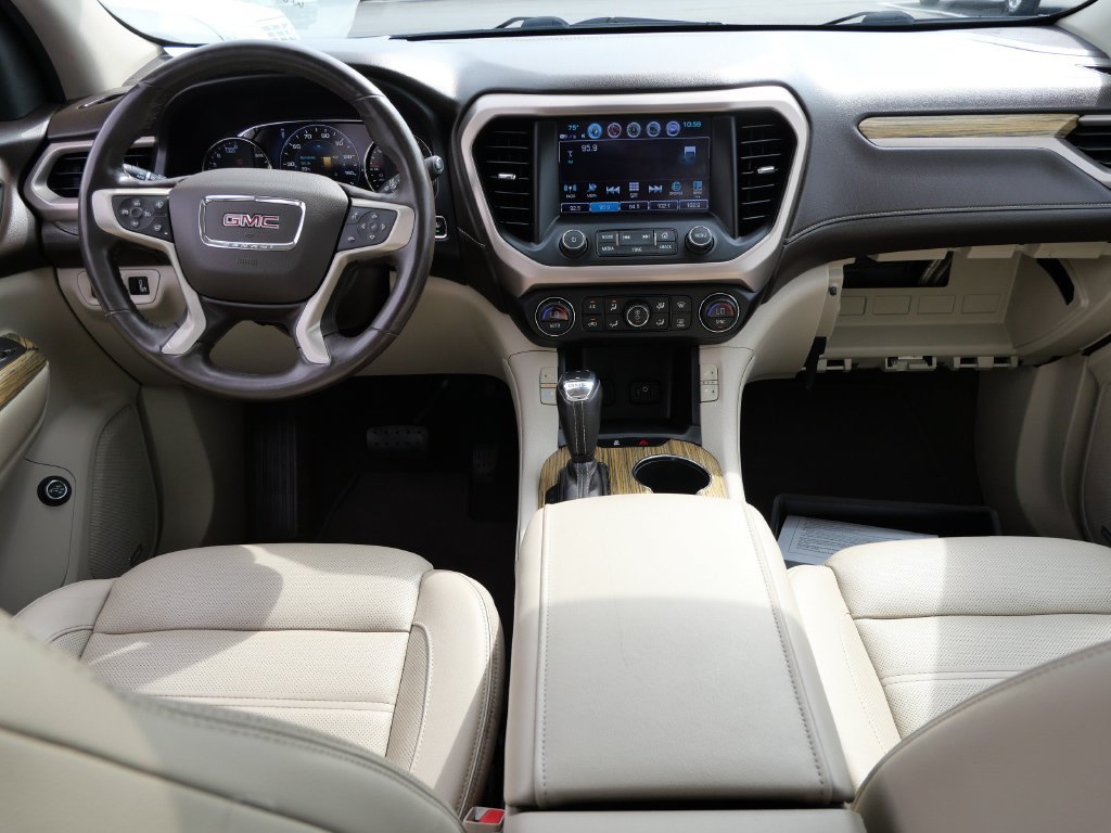 Certified 2019 GMC Acadia Denali w/ Technology Package AWD/4WD image 23