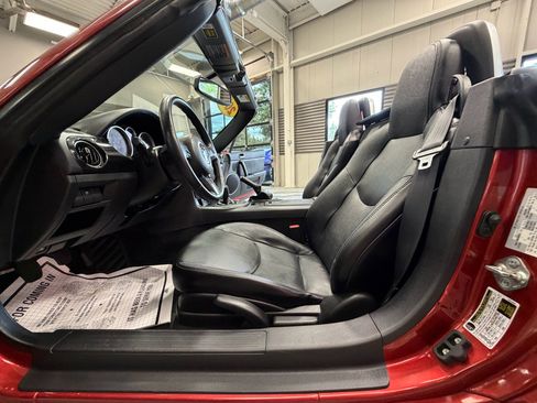 Used 2015 MAZDA MX-5 Miata Grand Touring RWD image 44