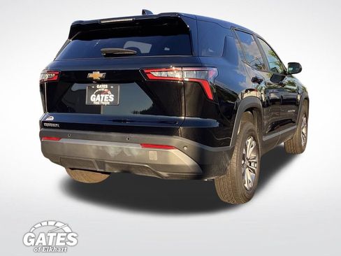 Used 2026 Chevrolet Equinox LT FWD image 12