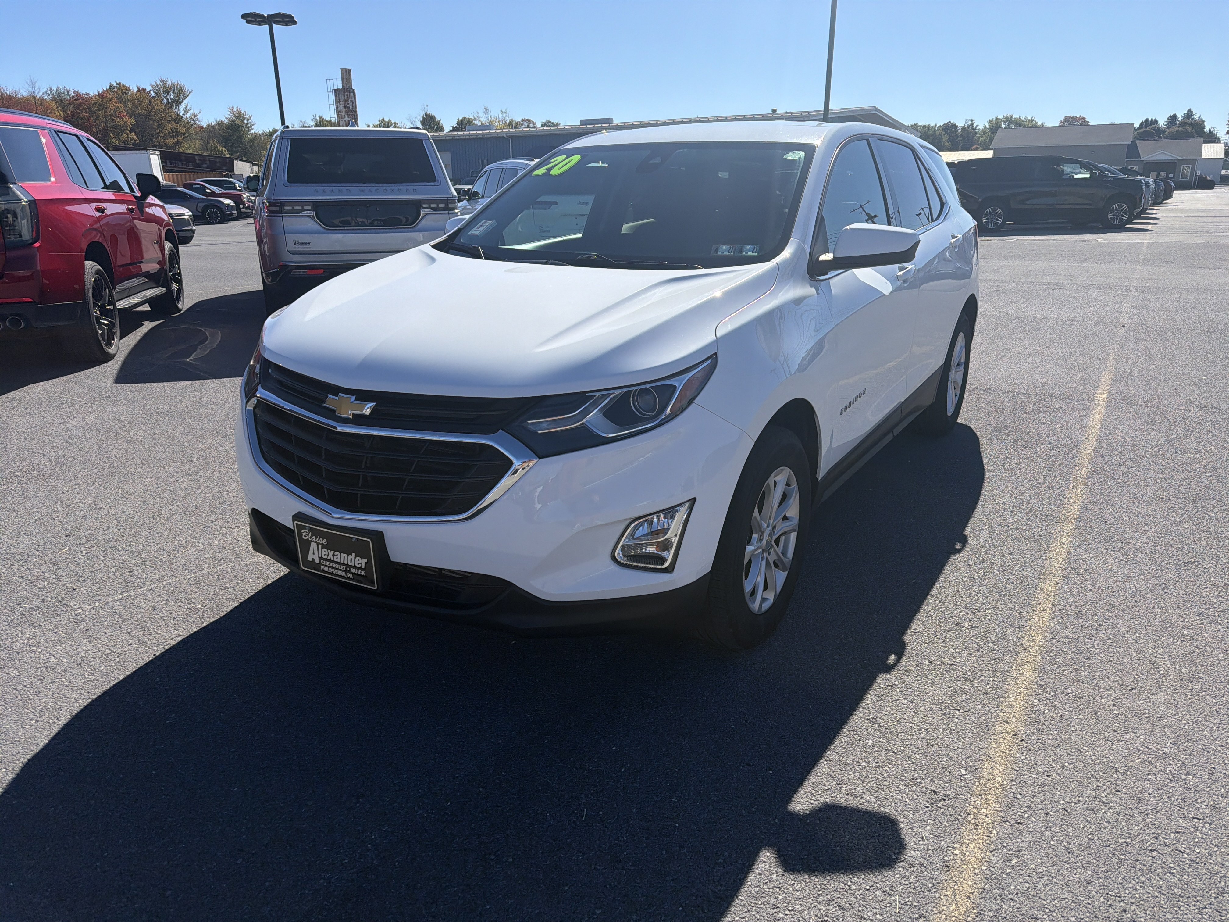 Used 2020 Chevrolet Equinox LT AWD/4WD image 2