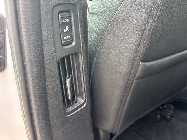 Used 2025 Honda Odyssey EX-L image 22