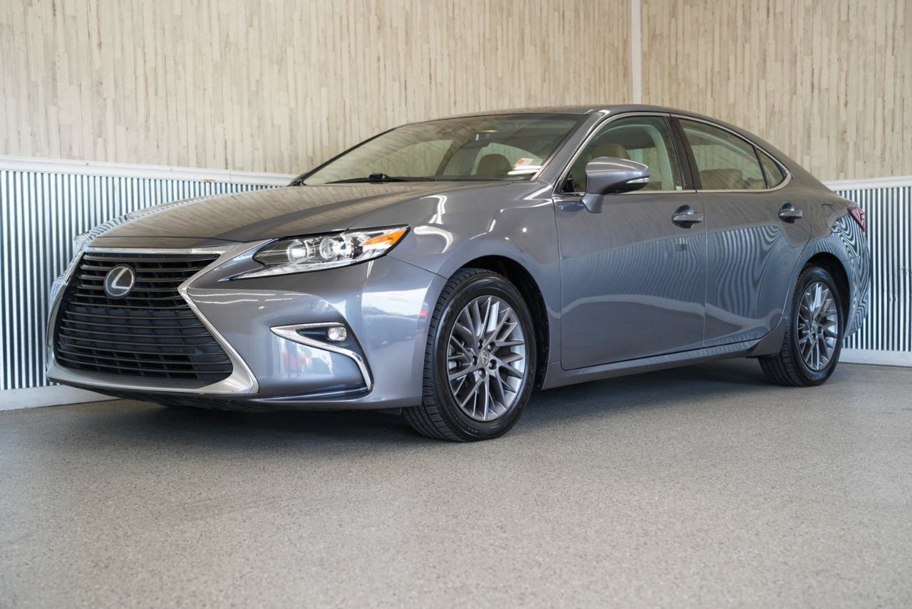 Used 2018 Lexus ES 350 w/ Premier Package FWD image 4