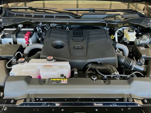 Used 2026 Toyota Tundra SR5 w/ SX Package RWD image 8