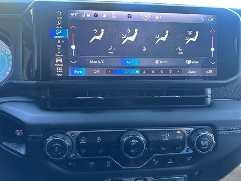 Certified 2024 Jeep Wrangler Unlimited Rubicon 392 image 23