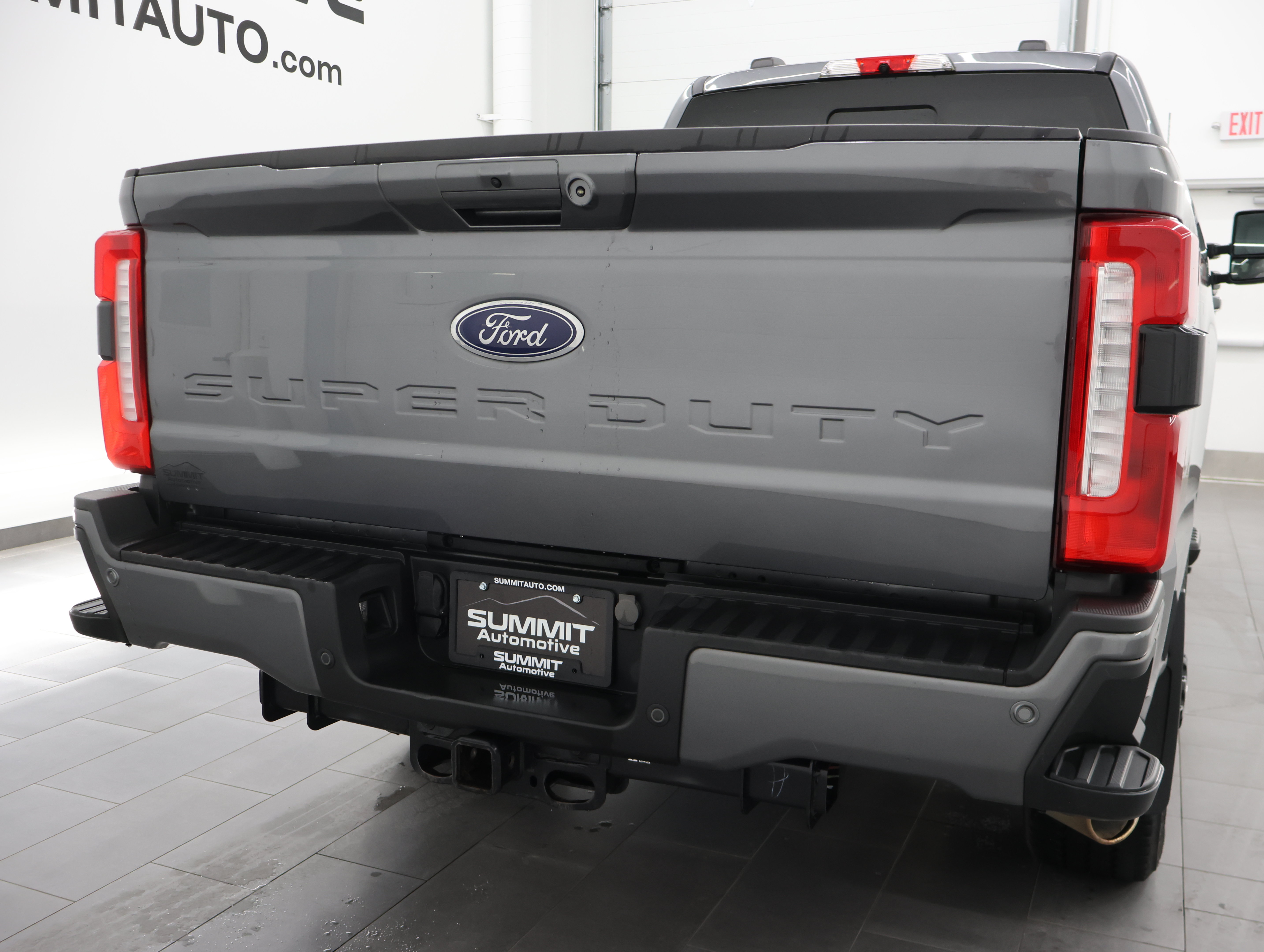 Used 2023 Ford F350 Lariat w/ Sport Appearance Package AWD/4WD image 31