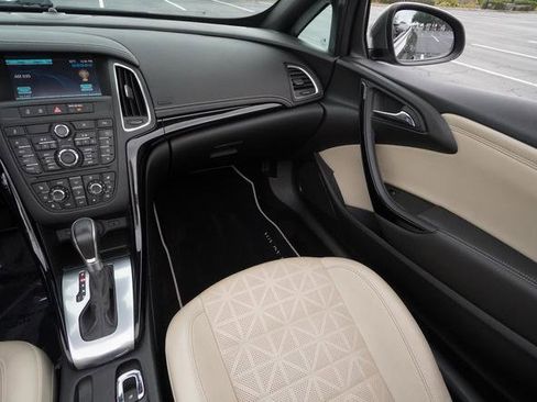 Used 2017 Buick Cascada Premium image 27