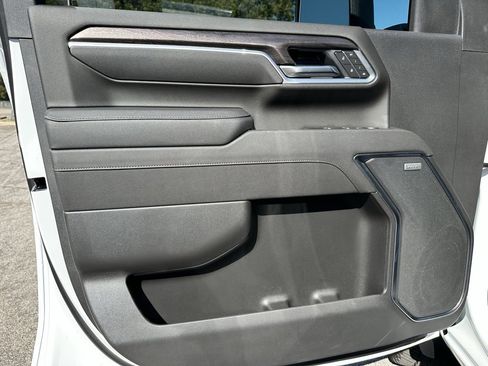 New 2026 Chevrolet Silverado 2500 LTZ w/ LTZ Convenience Package image 25