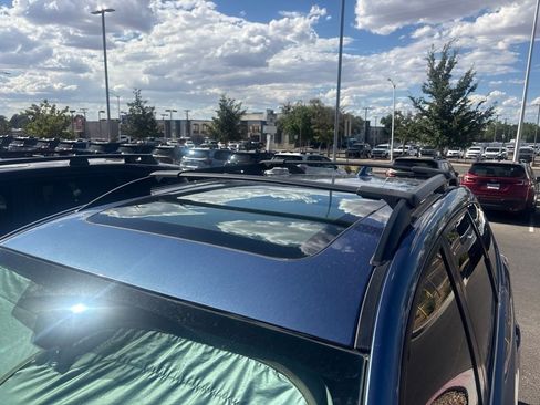Used 2016 Subaru Forester 2.5i Limited AWD/4WD image 5