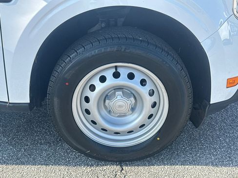 Used 2022 Ford Maverick XL image 12