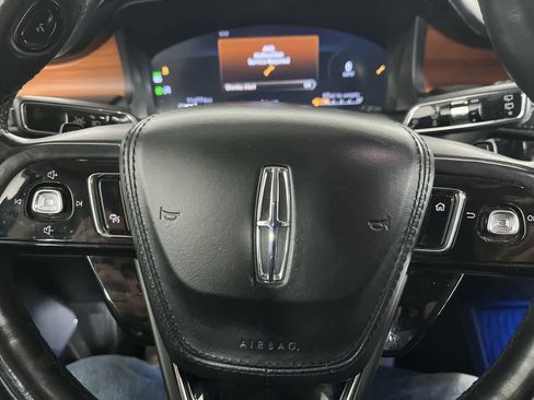 Used 2020 Lincoln Aviator Reserve w/ Equipment Group 202A image 16