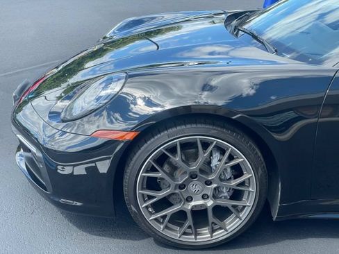 Used 2021 Porsche 911 Carrera w/ Premium Package RWD image 15