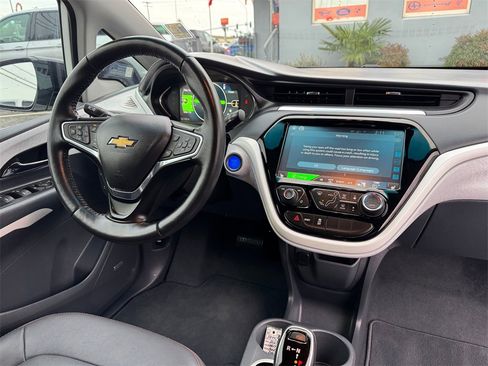 Used 2019 Chevrolet Bolt Premier w/ Infotainment Package image 11