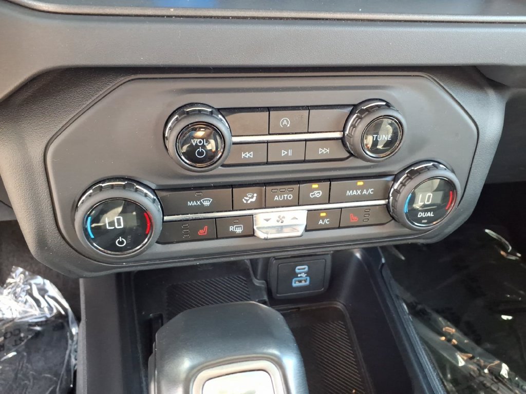 Used 2025 Ford Bronco Big Bend AWD/4WD image 17