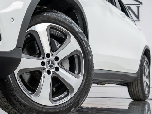 Certified 2022 Mercedes-Benz GLC 300 4MATIC image 27