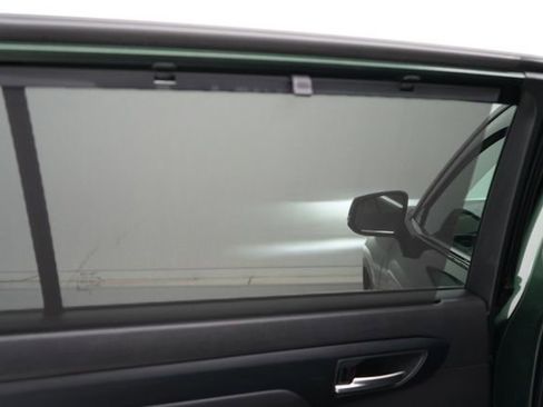 Used 2023 Toyota Highlander XLE image 64