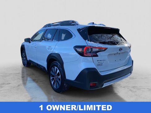 Used 2023 Subaru Outback Limited image 3