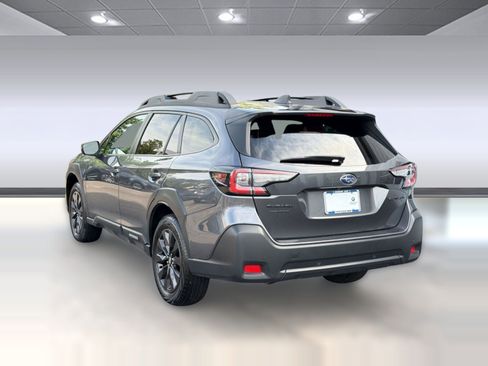 Used 2025 Subaru Outback Onyx Edition AWD/4WD image 3