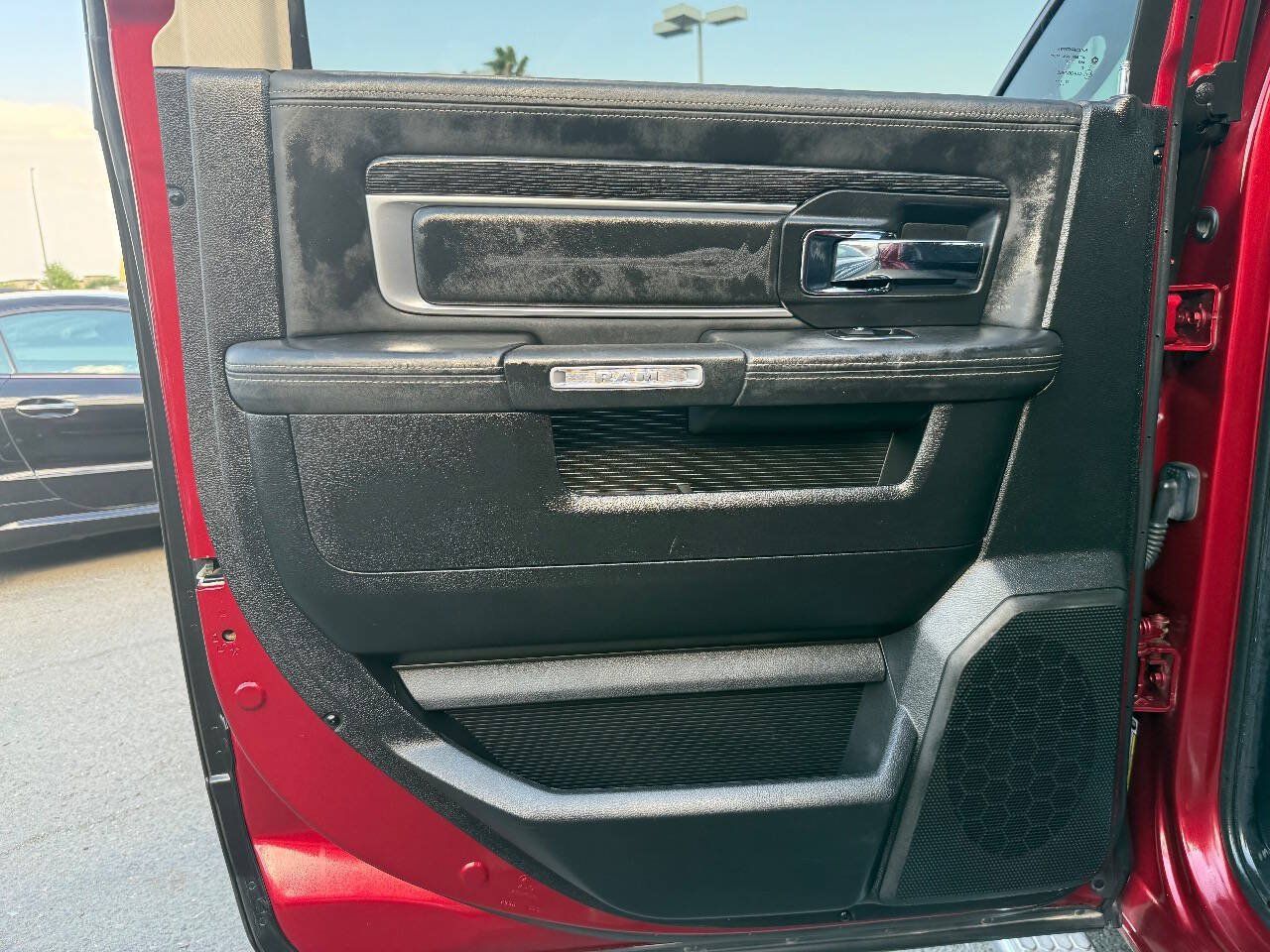 Used 2014 RAM 1500 Limited AWD/4WD image 10