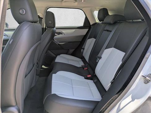 New 2025 Land Rover Range Rover Velar Dynamic SE image 16