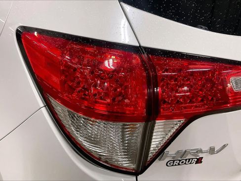 Used 2022 Honda HR-V EX image 26