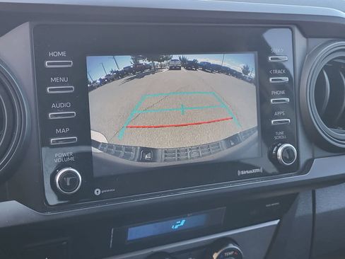 Used 2021 Toyota Tacoma SR AWD/4WD image 18