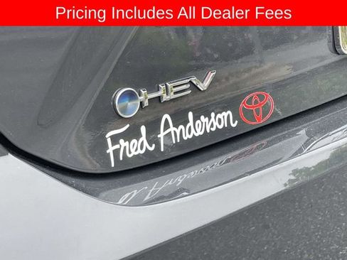 Used 2025 Toyota Camry LE FWD image 11