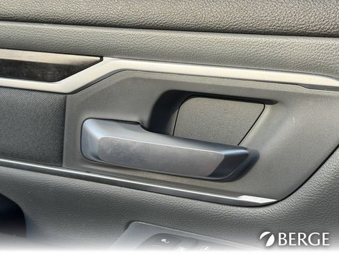 Used 2023 RAM 1500 Big Horn AWD/4WD image 20