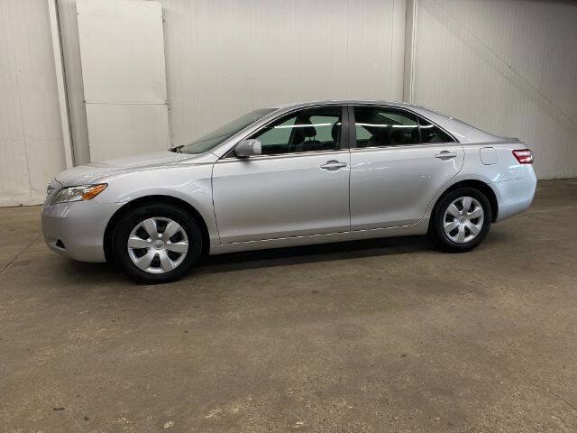 Used 2009 Toyota Camry FWD image 1