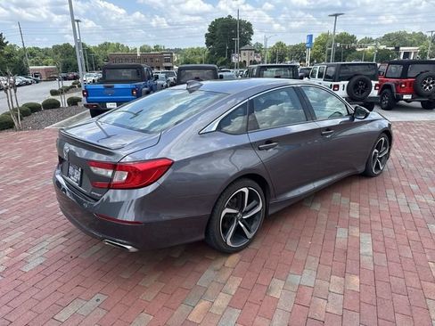 Used 2019 Honda Accord Sport image 14