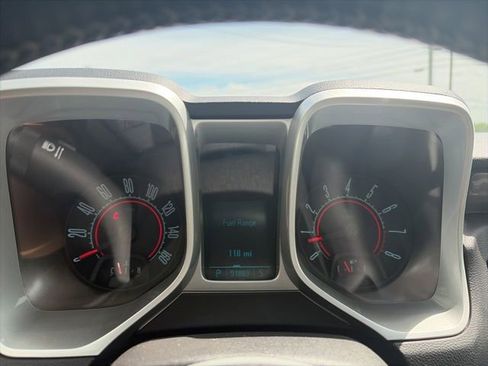 Used 2010 Chevrolet Camaro LT RWD image 12