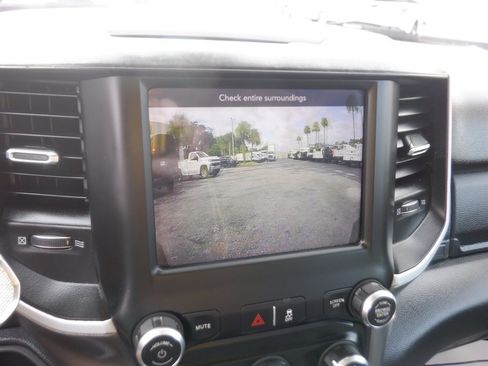 Used 2020 RAM 3500 SLT w/ Quick Order Package 2YG SLT RWD image 18