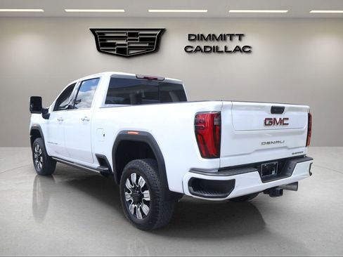 Used 2024 GMC Sierra 3500 Denali w/ Denali Reserve Package AWD/4WD image 3
