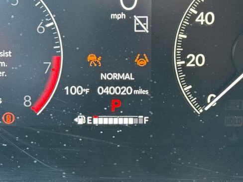 Certified 2025 Honda HR-V Sport image 27