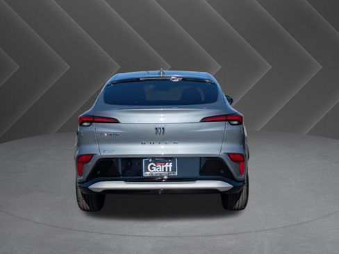 Used 2025 Buick Envista Sport Touring image 5