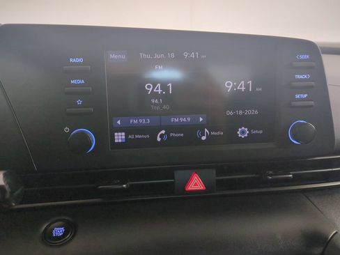 Used 2025 Hyundai Elantra Sport FWD image 19