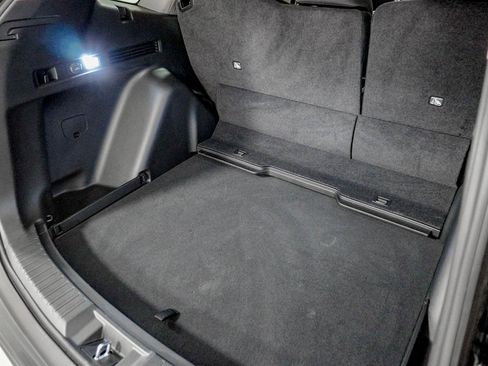 Certified 2025 Honda CR-V EX image 9