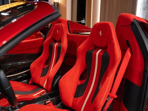 Used 2020 Ferrari 488 Pista Spider RWD image 27