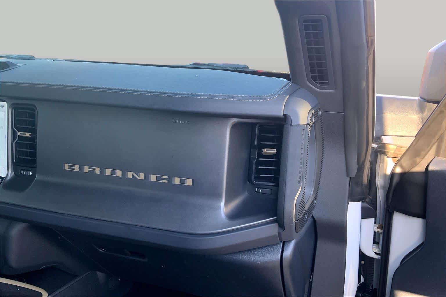 Used 2025 Ford Bronco Badlands AWD/4WD image 19