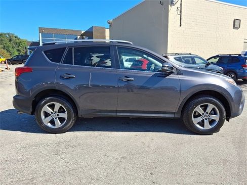 Used 2015 Toyota RAV4 XLE image 8
