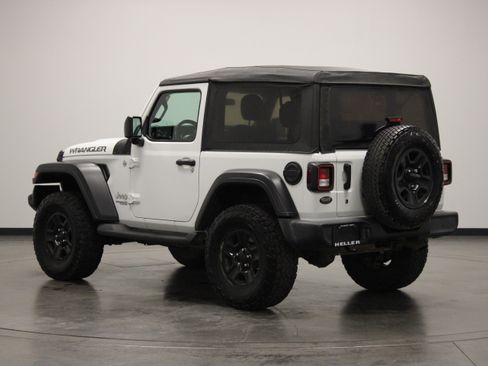 Used 2018 Jeep Wrangler Sport AWD/4WD image 6