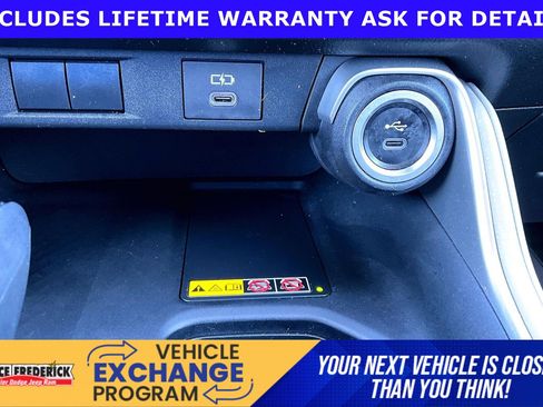 Used 2024 Toyota Grand Highlander AWD image 28
