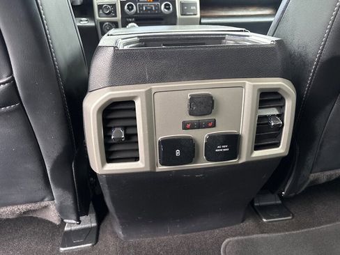 Used 2018 Ford F150 Lariat w/ Equipment Group 502A Luxury image 22