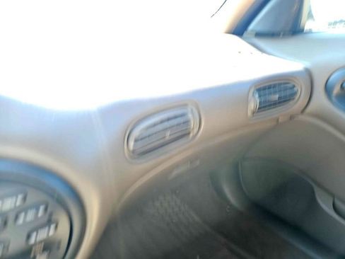 Used 1999 Ford Taurus LX image 27