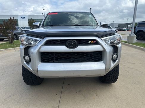 Used 2017 Toyota 4Runner SR5 image 9
