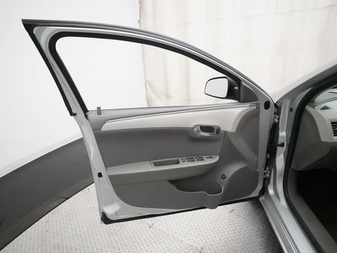 Used 2012 Chevrolet Malibu LS FWD image 25