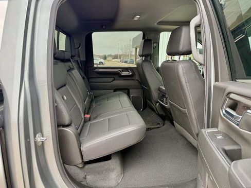 Used 2024 Chevrolet Silverado 2500 LTZ w/ LTZ Premium Package image 19