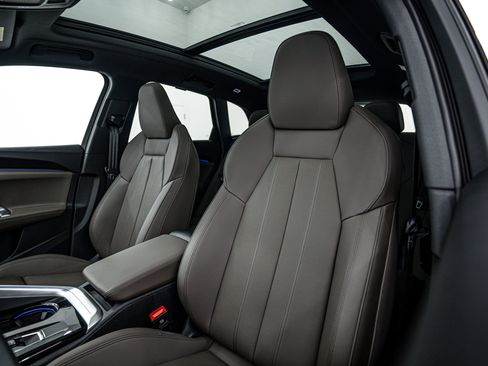 New 2025 Audi Q5 Premium Plus image 12